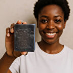 %50 Defne Yağlı Halep Sabunu – El Yapımı, Zeytinyağlı, Katkısız Doğal Sabun (1 Adet)