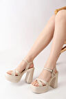 Kadın Çapraz Bantlı (12 cm) Platformlu Topuklu Ayakkabbı  Krem