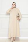 Broş Detaylı Elbise-Bej