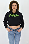 Kadın Neon Christian Drop Yazılı Kapüşonlu Crop Kesim Siyah Sweatshirt Nakış İşlemeli