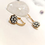 0,48ct Elmas Gül Modeli Küpe 8K Altın HD videolu