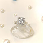 Zümrüt Kesim Tek Taş Yüzük 14 Ayar Altın HD VİDEOLU