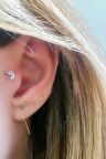 Pırlanta Parlaklığında Zirkon Taşlı 925ayar Gümüş  Tragus Kıkırdak Piercing 