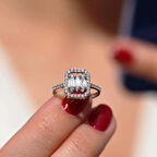 Baget Kesim Rodyum Kaplamalı Gümüş Tek Taş Yüzük