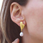 Kalp İncili Gold Gümüş Küpe