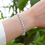 Zirkon Taşlı Kalpli Figürlü Gümüş Bileklik