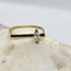 0,40CT Mekik Taşlı Pırlanta(Signty Taşlı)Kare Kol Tasarım 14 Ayar Altın Kadın Modern Tektaş Yüzük