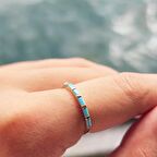 Firuze Taşlı Sıralı Baget Modern 14 Ayar Altın Alyans-Modern Eklem Yüzüğü