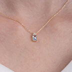 Baget Tasarım London Blue Topaz Taşlı Şık Tarz 14 Ayar Altın Kolye