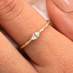 Gümüş Yüzük - Swarovski Taşlı Minimal Tasarım Gündelik Tektaş 925 Ayar Gümüş Yüzük