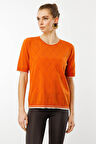 Kadın Sıfır Yaka Baklava Desenli T-shirt Oranj