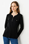 Kadın Açma Yaka Önü Cepli Pamuklu Bluz Siyah