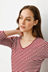 Kadın V Yaka Çizgili Kaşkorse Pamuklu Bluz Kırmızı