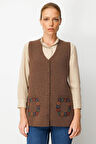 Kadın V Yaka Cebi Tığlamalı Yün Yelek D.Kahve