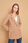 Kadın Düğme Detaylı Uzun Kol Şık Ofis Süs Cep Kapaklı Kumaş Blazer Ceket -Bej