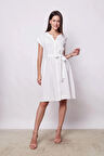 Keten Karışımlı Hakim Yaka Düşük Omuzlu Beli Bağcıklı Düğmeli Diz Boy Günlük Elbise-Beyaz
