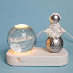 Astronot Kristal Küre Gece Lambası