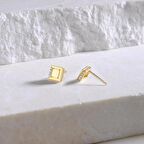 14 Ayar Altın Taşlı Kare Küpe 1,05 gr