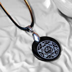 Mührü Süleyman Yazılı Yuvarlak Siyah Akik Taşı Kolye