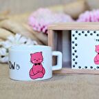 Ahşap Kutusunda Sevimli Kedi Kupa Bardak