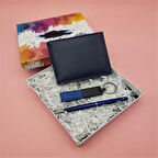 Kişiye Özel Anahtarlık Cüzdan Kalem Lacivert Set Kırpıntılı Renkli Kutu