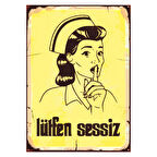 Lütfen Sessiz Yazılı Hemşire Figürlü Ahşap Retro Uyarı Posteri