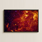 Altın Kızıl Nebula ve Yıldız Tozu Dijital Uzay Manzarası Pleksi Tablo