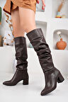 KAHVE MAT CİLT KÖRÜKLÜ SİVRİ BURUN KALIN TOPUKLU ÇİZME