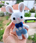Amigurumi mavi tulumlu Tavşan anahtarlık aksesuar hediyelik oyuncak Dukakidstoys 