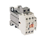 XKoren 32A 3 Kutup DC Tip 24V 15kW 2NO-2NC 40 Kasa Güç Kontaktörü