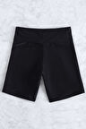 Kadın Siyah Önden Bağcıklı Deniz Şortu