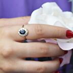 Oval Mavi Taşlı Altın Yüzük