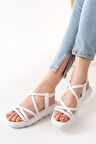841-841 Beyaz Lastikli Günlük Kadın Sandalet