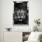 GÜMÜŞ  AYNALI PLEKSİ ÇERÇEVELİ SİYAH BEYAZ SERT BAKIŞLI ASLAN TABLOSU