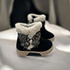 KIZ ÇOCUK KELEBEKLİ KAYMAZ TABAN BOT 