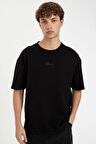 DeFacto Comfort Regular Fit Rahat Kesim Bisiklet Yaka Ağır Kumaş Kısa Kollu Siyah Tişört C6140AX24AUBK81