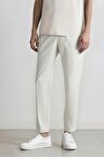 DeFactoFit Slim Fit Dar Kesim Standart Paça Esnek Multifonksiyonel Dokuma Sporcu Pantolon E3333AX25SPGR493