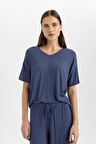DeFacto Regular Fit V Yaka Kısa Kollu Casual Pijama Üstü-Fall in Love B6181AX24SPIN113