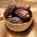 Medine Mebrum Hurması İri Boy Jumbo Etli Doğal Şekersiz 950 Gr