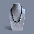 Mat Oniks & İnci Yan Dokunuş Kolye