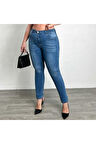 KADIN LACİVERT  İŞLEMLİ  YÜKSEK BEL BATTAL DAR PAÇA JEANS PANTOLON