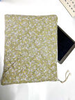 Yeşil Çıtır Çiçekli El Yapımı Laptop - Tablet Kılıfı Yumuşak Dokulu Koruyucu (Tüm inçler)
