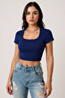 Kadın Lacivert Yarım Kol Düz Yaka Crop Top Bluz - Şık, Rahat ve Kolay Kombinlenebilir
