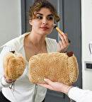 Fermuarlı Peluş Makyaj Çantası (Uzun Tüylü) – Kadınlar İçin En Yeni Makyaj Çantası Modelleri