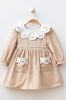 Miniğimin Cicileri Çiçek İşlemeli Yaka ve Cep Detaylı Kız Çocuk Elbise - Bej