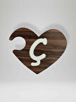 Ç Harfi (Sağ Parça) – Ahşap Puzzle Kalp Harf Magnet – Buzdolabı Süsü – İkili Uyumlu (kod:997)
