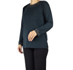 KADIN YAKA VE KOL AĞZI TAŞ İŞLEMELİ MEVSİMLİK BLUZ