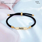 Romantizmi yansıtan Siyah Örgülü Dikdörtgen Motifli 14 Ayar Altın Plakalı Şubat Bilekliği