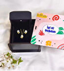 Doğum Günü Hediyesi Baskılı Ahşap ve Işıklı Kutusunda Sedefli Beyaz Manolyalar 925 Ayar Gümüş Kadın Kolye Küpe Takı Seti