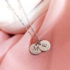 Vaoov 925 Ayar Gümüş Çift Plaka Harf ve Tarih Kolye